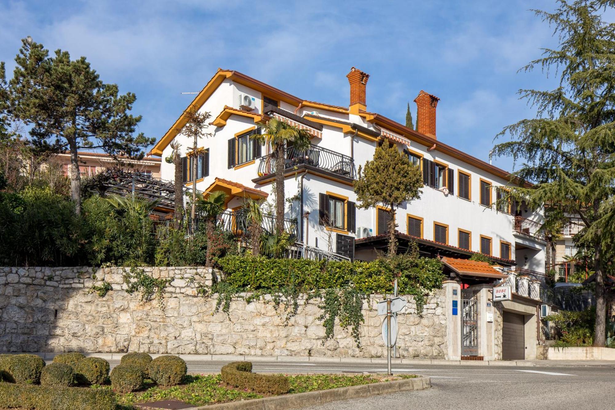 Camelia & Martina Apartments Opatija Buitenkant foto